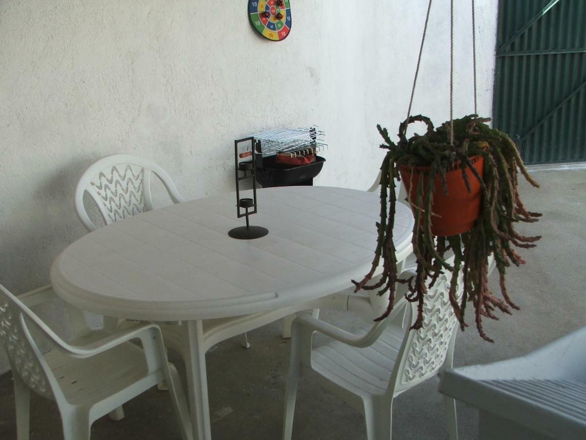 Casa Dos Pedro'S Guest House Vila Nova  Exterior photo